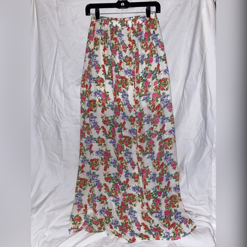 Size Large High Waist Floral Skirt w Double Slit